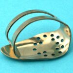ProPik Good Grip Metal Thumb Pick – Medium